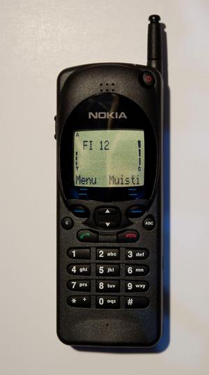 Nokia 2110 (foto 1 de 3)